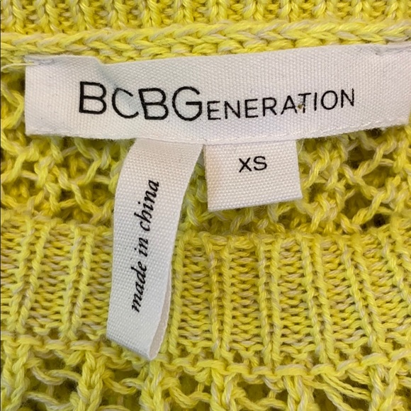 BCBG Generation Sweater in neon Yellow size XS - Picture 5 of 7